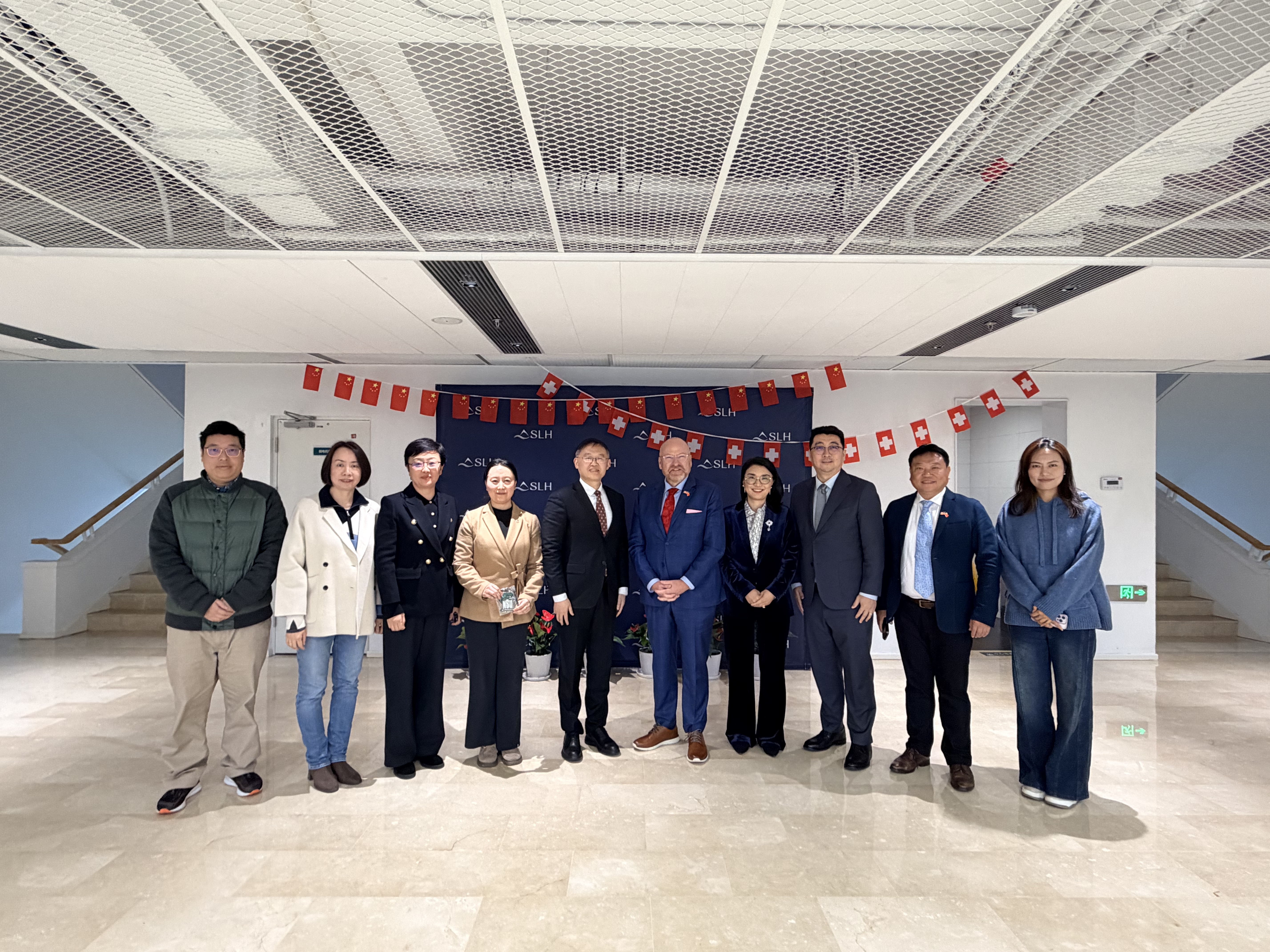 美国东北州立大学首次到访上海商学院，共商国际教育合作新举措 图片2