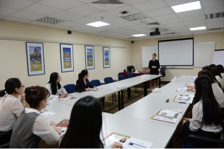 上海商学院启动全球招聘和多校洽谈硕果累累