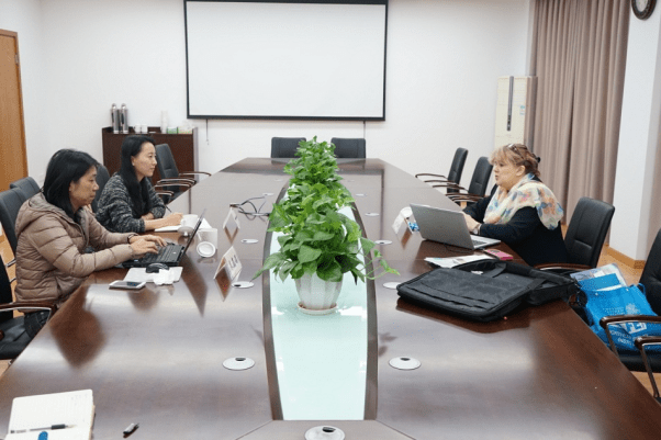 澳大利亚北悉尼学院国际部主任Ms. Claire Finch来访我校1