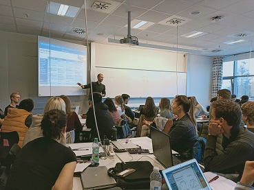 管理学院-15152040116-赖汉青