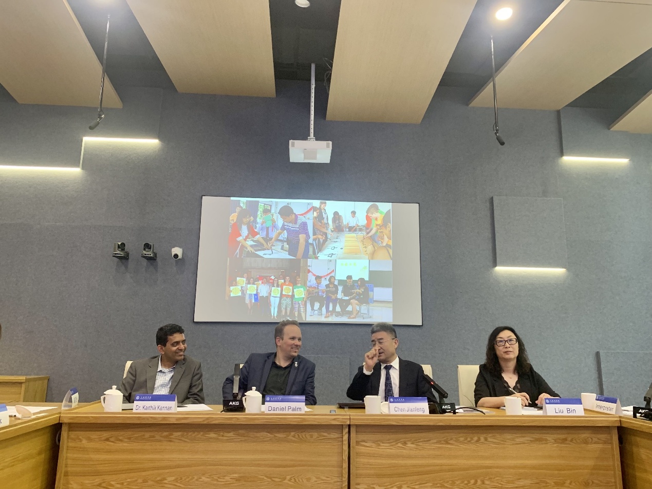 美国亚利桑那大学副校长Daniel Palm一行来校访问