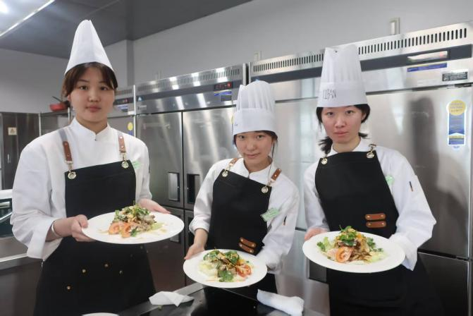 从零开始的一场料理之旅——姚轶凡